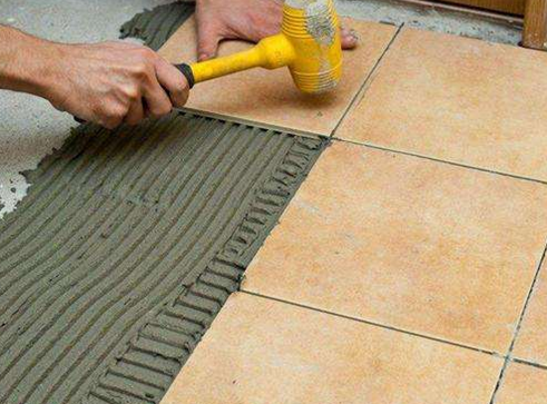 地砖铺贴可以用瓷砖胶吗？