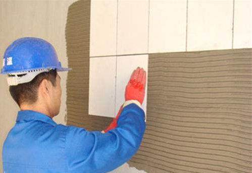 瓷砖胶贴的瓷砖大约多久可以 结构胶贴瓷砖几天能粘牢靠