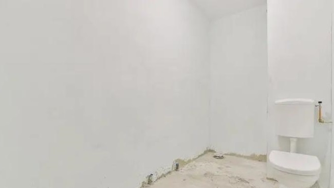 卫生间墙面拉毛用什么材料